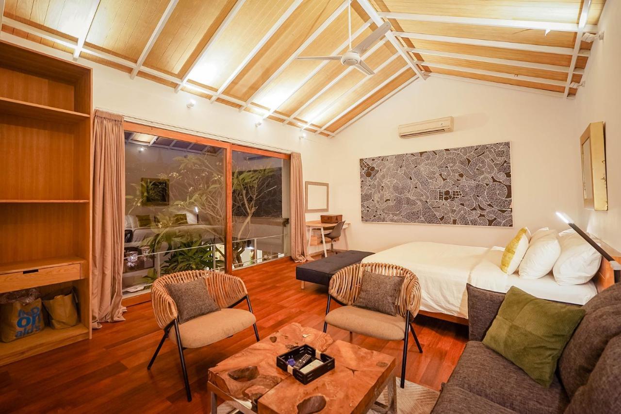 Bias Villa Seminyak エクステリア 写真